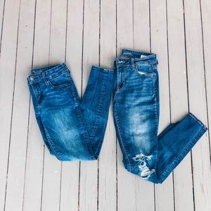 Bundle of 2 Old Navy Rockstar Skinny Jean